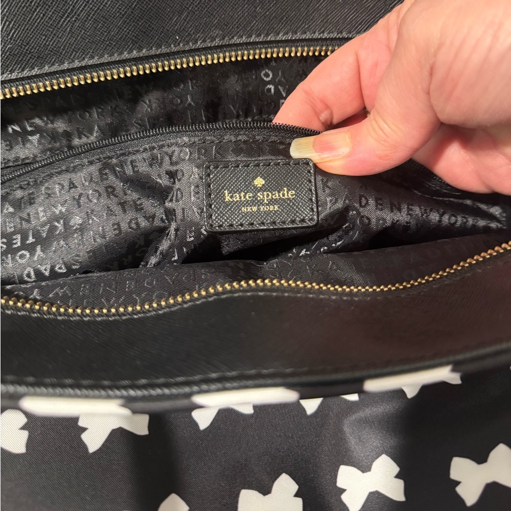 Kate Spade Wilson Bow Margareta Tote-Excellent Pre-Owned Condition!! - Picture 10 of 13